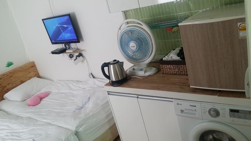 Myeongdong Guesthouse Seul Quarto foto