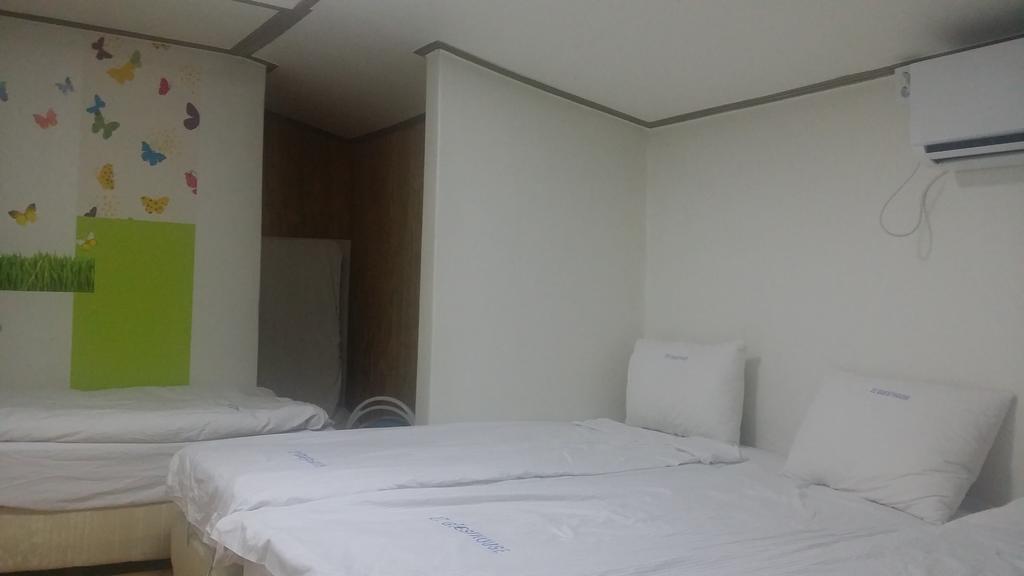 Myeongdong Guesthouse Seul Quarto foto